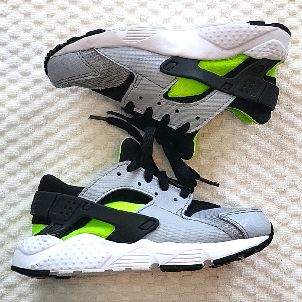 Toddler Nike Huarache Sneakers